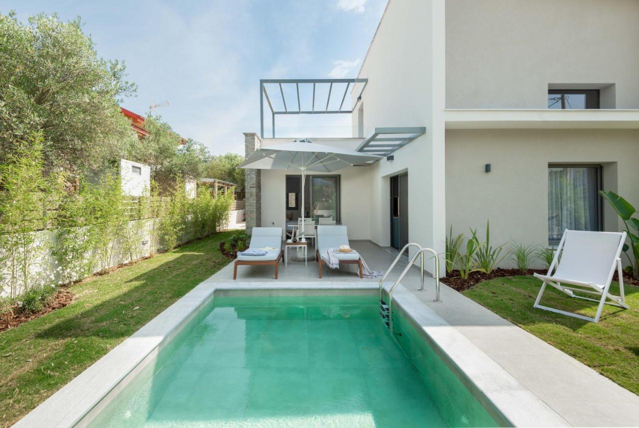 Yuka Villas Collection Nea Iraklitsa ภายนอก รูปภาพ