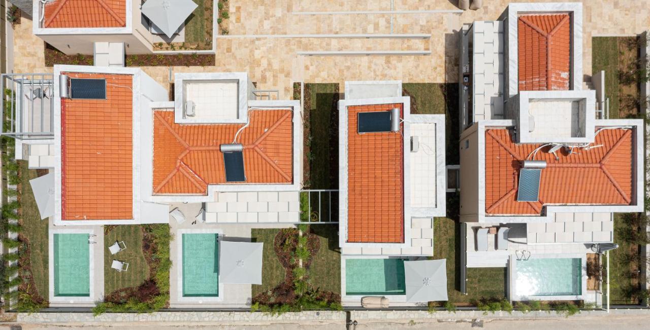 Yuka Villas Collection Nea Iraklitsa ภายนอก รูปภาพ