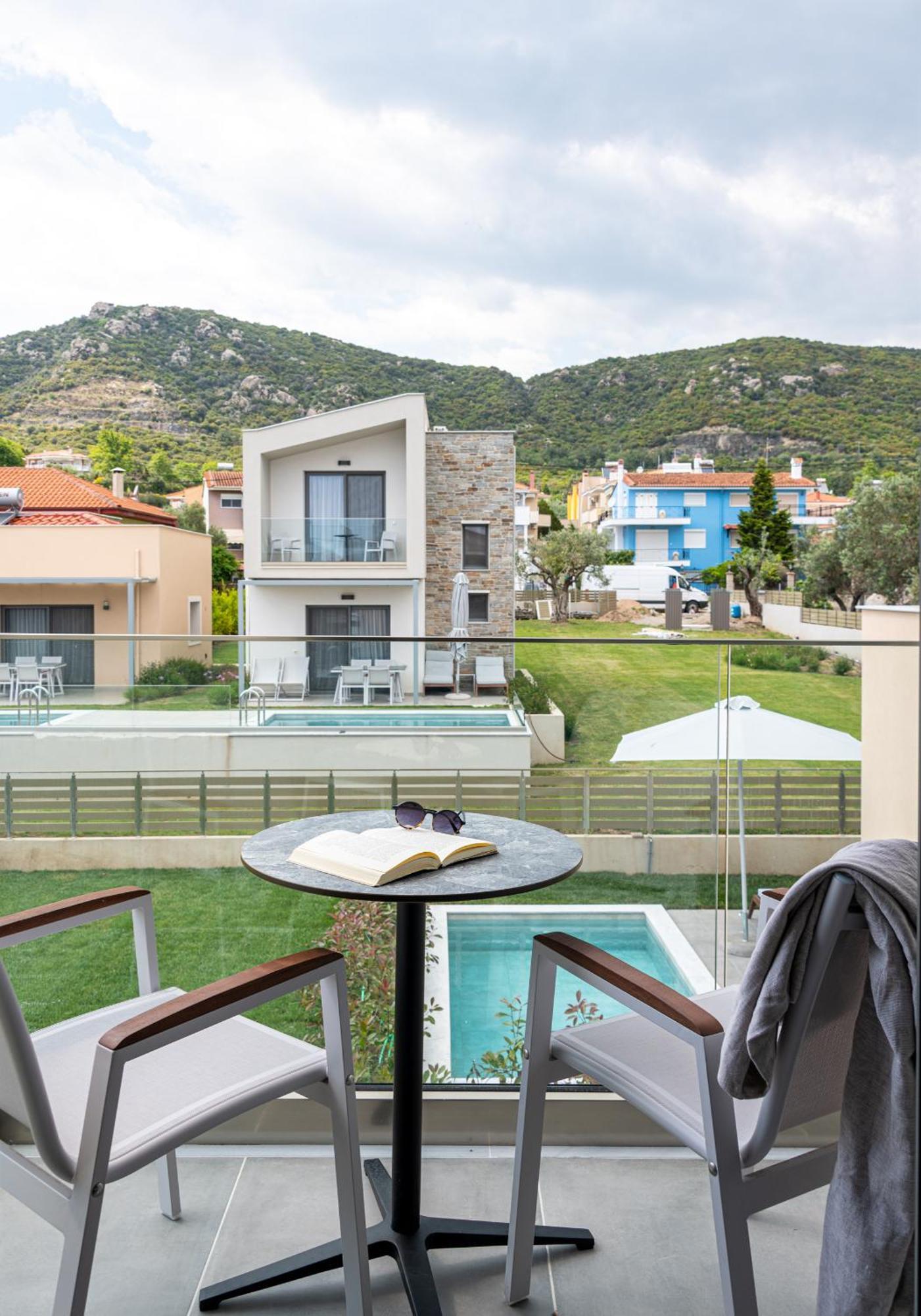 Yuka Villas Collection Nea Iraklitsa ภายนอก รูปภาพ