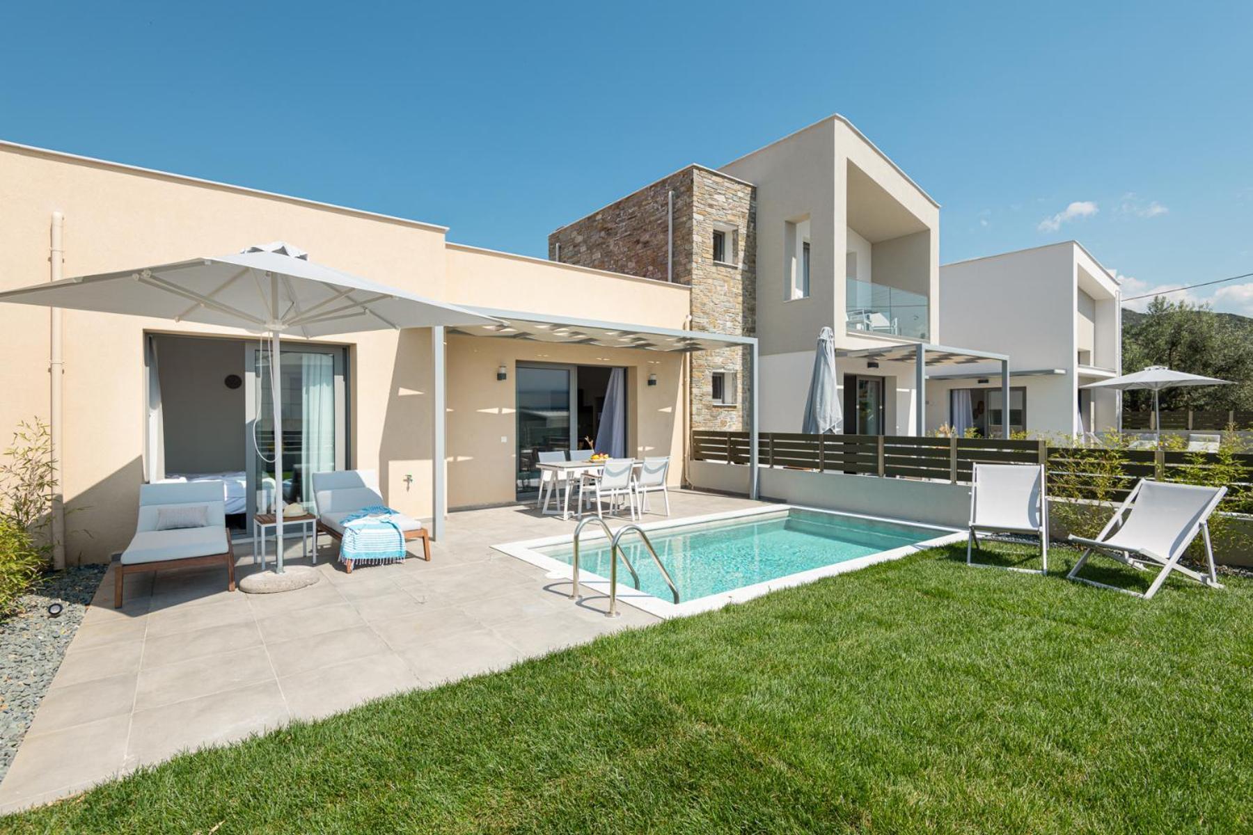 Yuka Villas Collection Nea Iraklitsa ภายนอก รูปภาพ